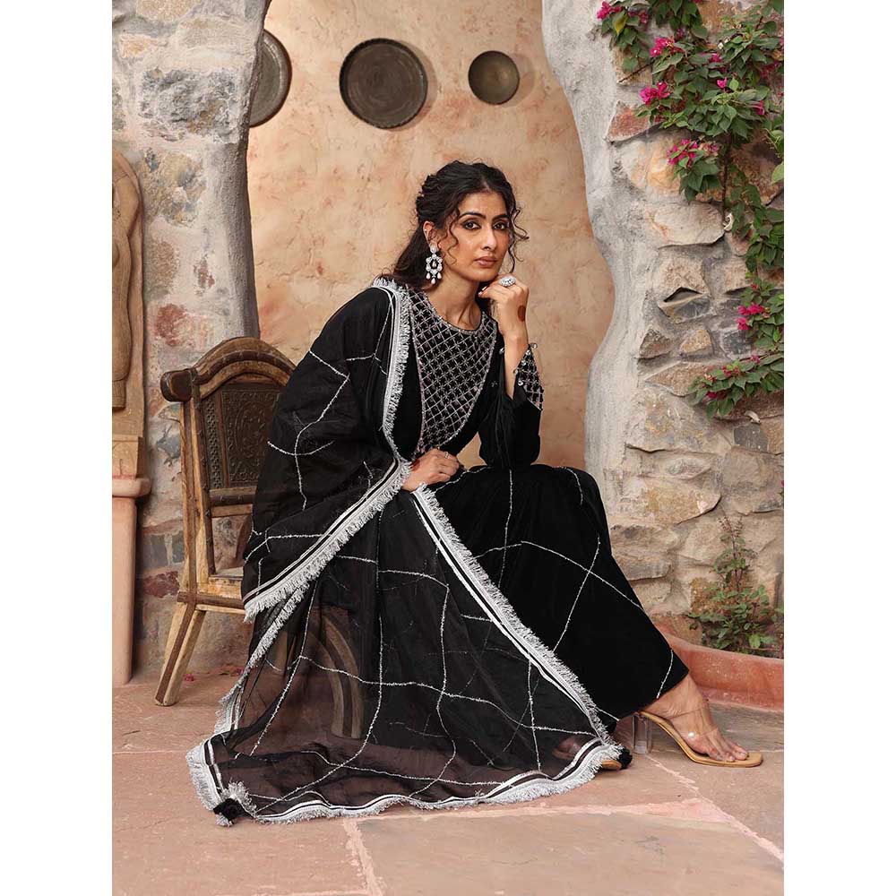 Ajiesh Oberoi Black Sharara with Kurta and Dupatta (Set of 3)