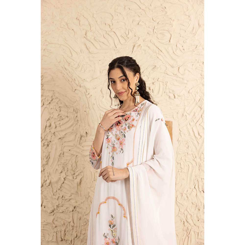 Ajiesh Oberoi Ivory Gunjan Kurta with Palazzo and Dupatta (Set of 3)