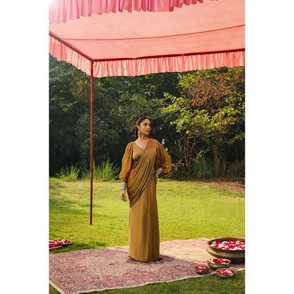 Ajiesh Oberoi Princess Sleeves Scalps Pre Stitched Drape Saree With Stitched Blouse - Gold