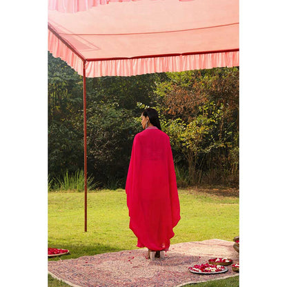 Ajiesh Oberoi Star Shot Crystal Embroidery Lehenga With Stitched Blouse And Cape - Pink