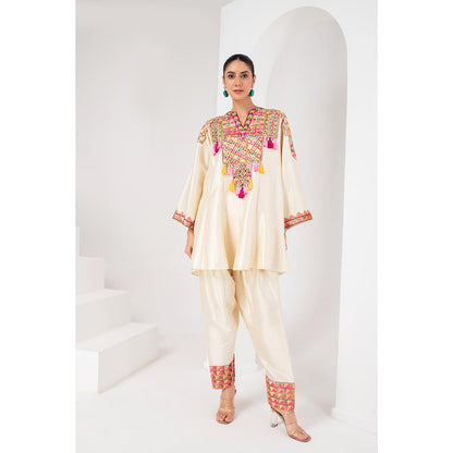 AKARA Women's Ivory Tassels Embellished Kurti with Pakistani Salwar (Set of 2)