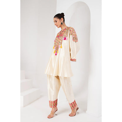 AKARA Women's Ivory Tassels Embellished Kurti with Pakistani Salwar (Set of 2)
