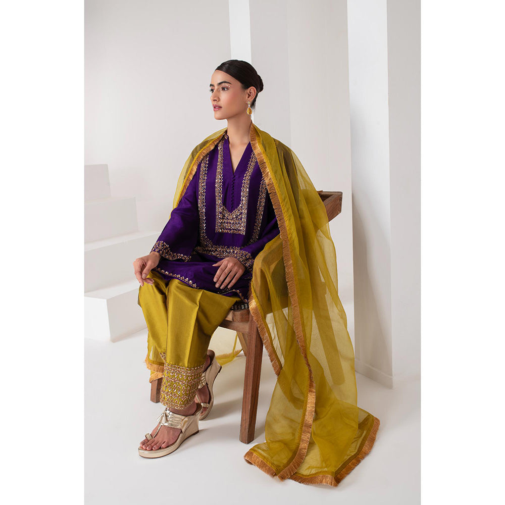 AKARA Women's Purple & Olive Green Kurta with Pakistani Salwar and Dupatta (Set of 3)