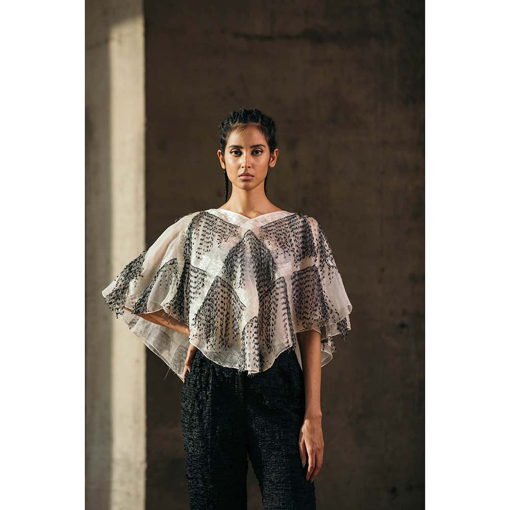 AKHL Ivory Embroidered Glass and Fringes Poncho