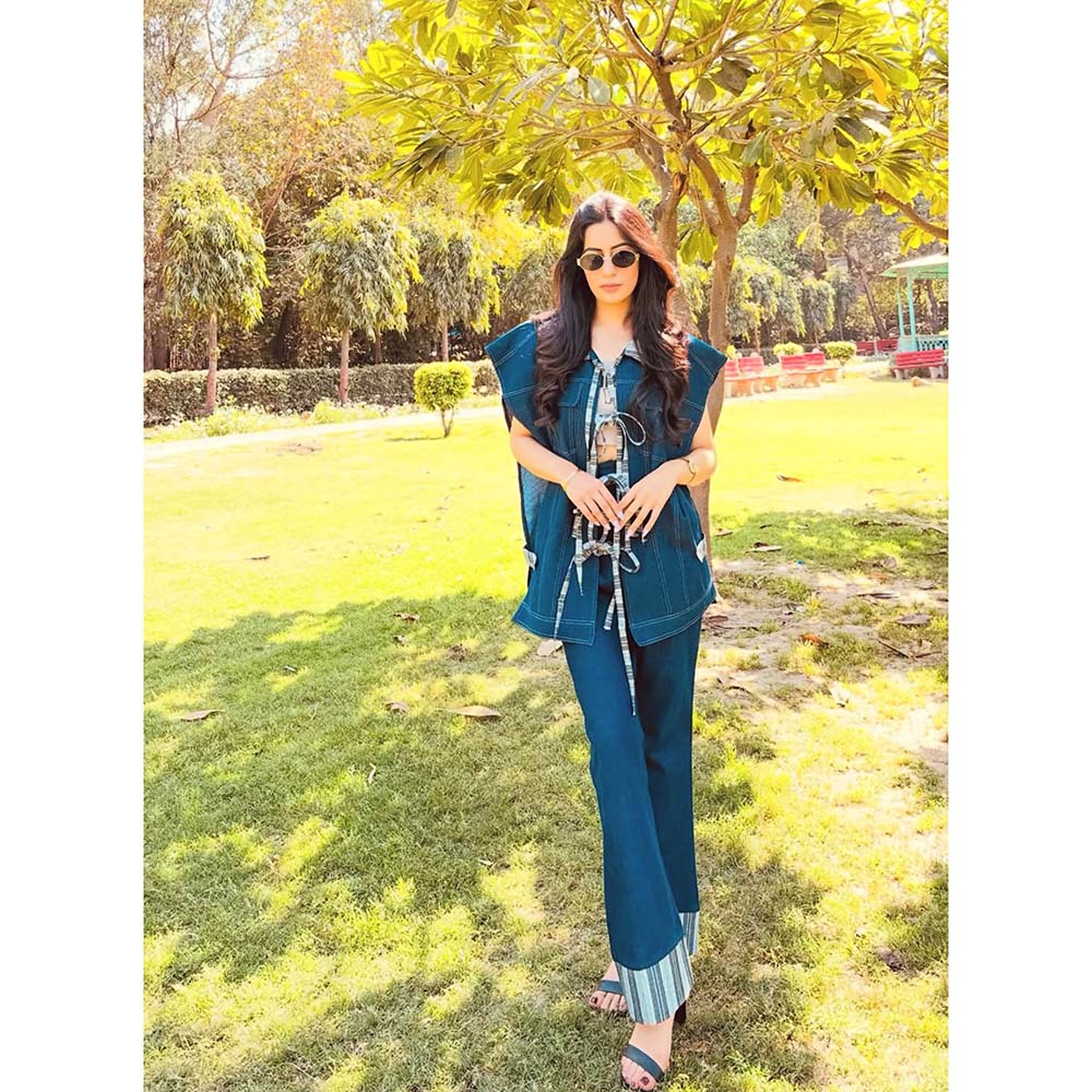 AKSH INDIA Gabbie Fringe Blue Jacket with Pant