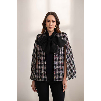 AKSH INDIA Ginny Bow Tweed Cape - Black