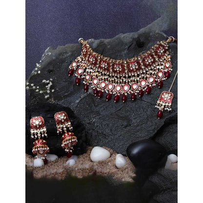 Akulya Jewels Red Minakari Kundan Choker (Set of 3)