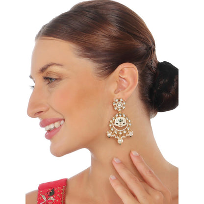 Akulya Jewels Green and White Minakari Kundan Choker (Set of 3)