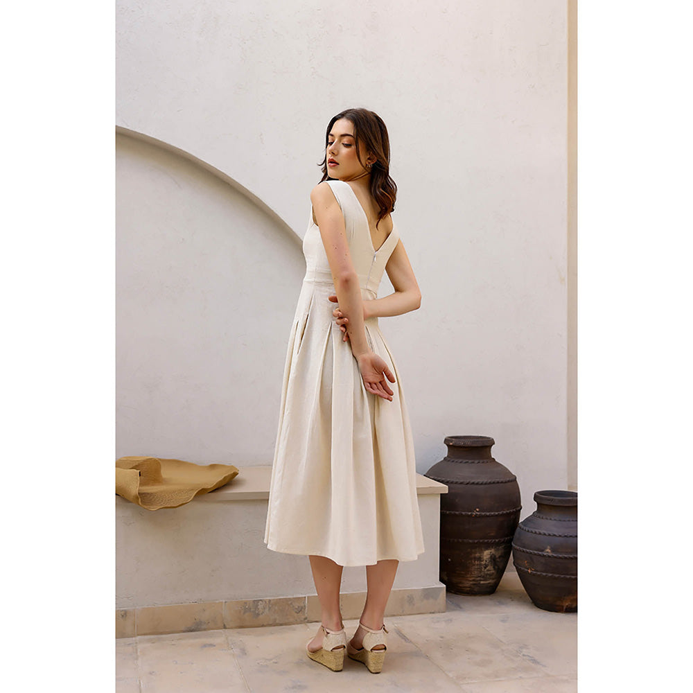 AlterEGO Off White Harriet Structured Solid Khadi Midi Dress