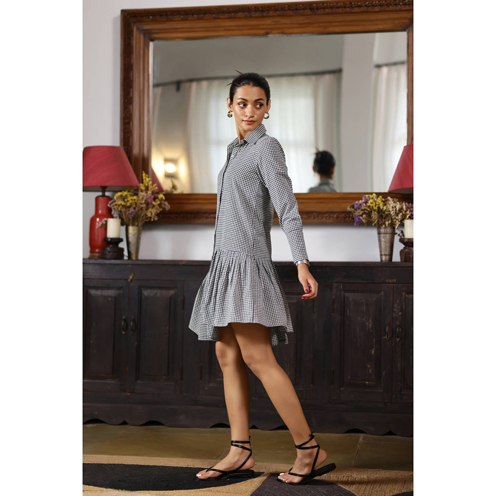 AlterEGO Juan - Pleated Hem Gingham Mini Dress
