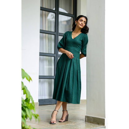 AlterEGO Valentina - Inverted Pleat Midi Dress