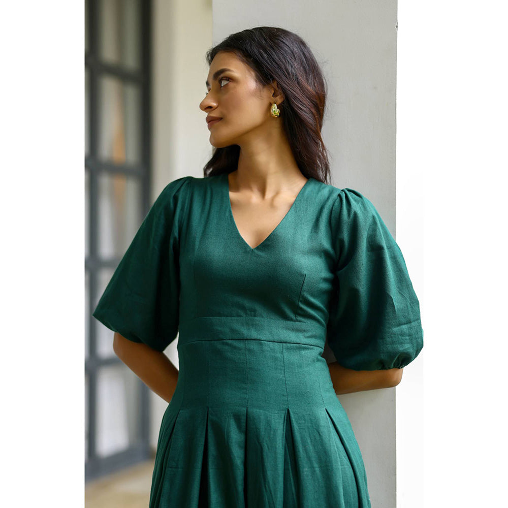 AlterEGO Valentina - Inverted Pleat Midi Dress