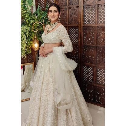 Amaltas Couture Kish Off White Modern Blouse with Lehenga and Dupatta (Set of 3)