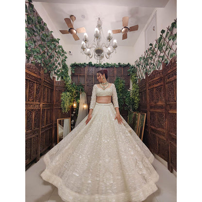 Amaltas Couture Kish Off White Modern Blouse with Lehenga and Dupatta (Set of 3)
