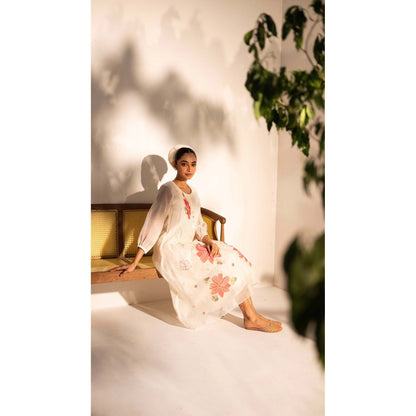 AM by Anita Mittal Off White Chanderi Zoya Kurta with Pant