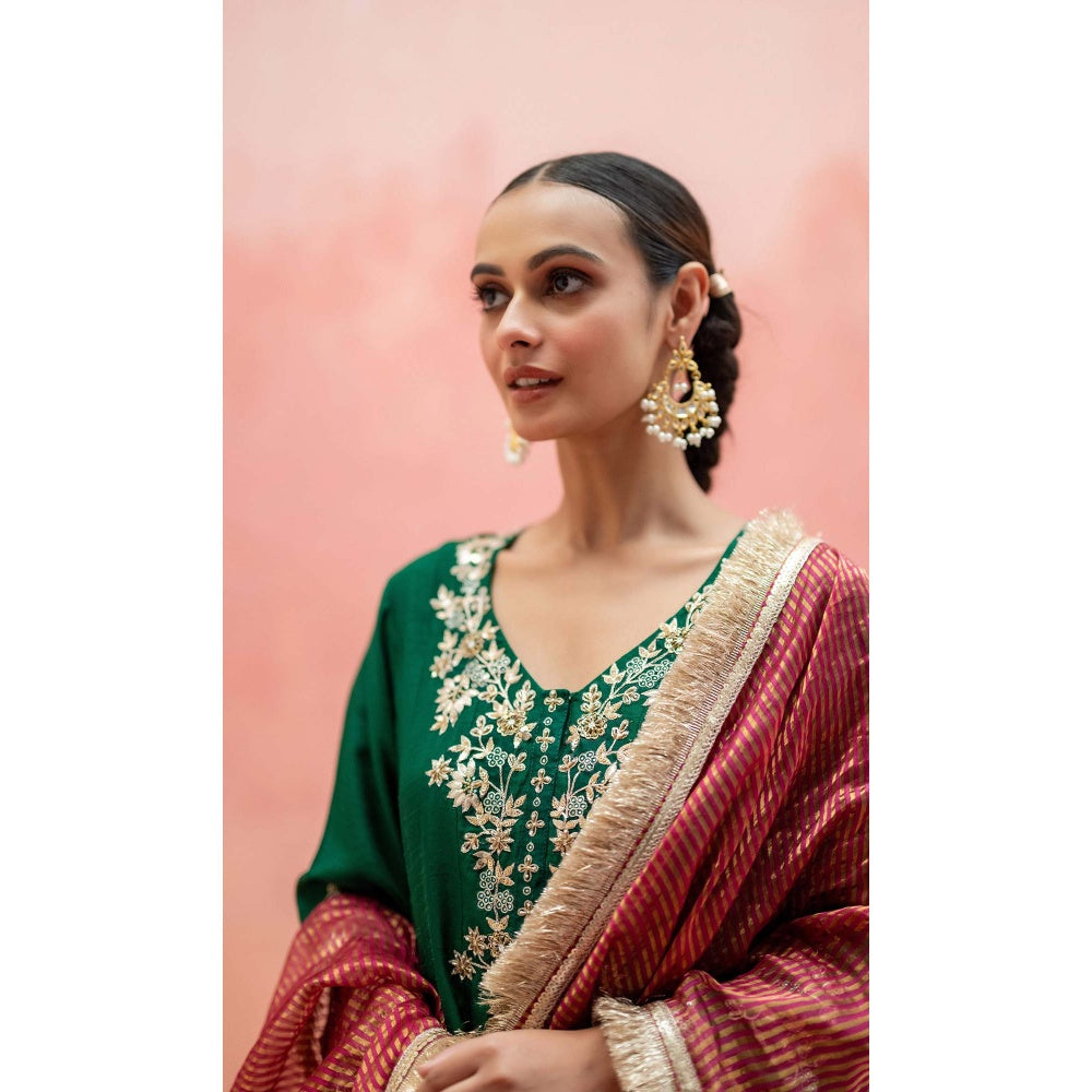 AM by Anita Mittal Green Firefly Kurta with Pant and Dupatta