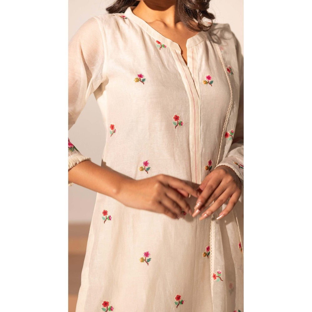AM by Anita Mittal Off White Zia Cross-Stitch Kurta with Pant and Dupatta