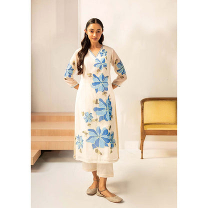 AM by Anita Mittal Off White Zoya Kurta with Pant and Dupatta
