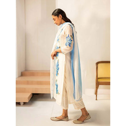 AM by Anita Mittal Off White Zoya Kurta with Pant and Dupatta