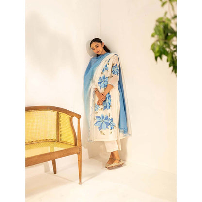 AM by Anita Mittal Off White Zoya Kurta with Pant and Dupatta