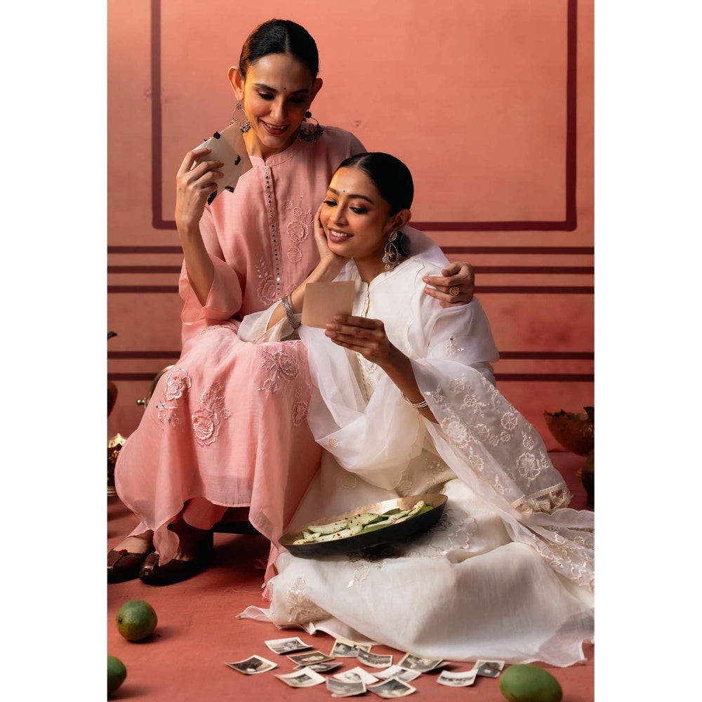 AM by Anita Mittal Pink Chanderi Ithr Kurta with Pant and Dupatta