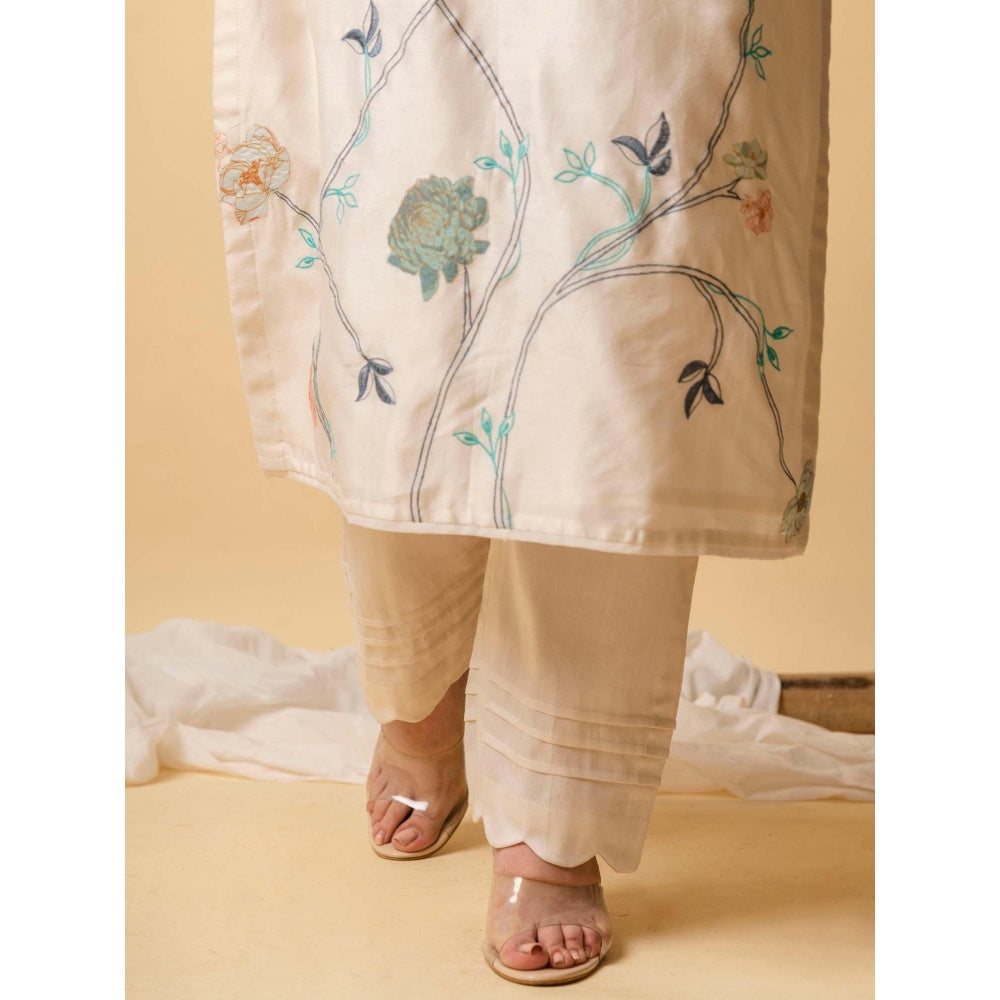 AM by Anita Mittal Blue Floral Applique Kurta with Pant and Dupatta