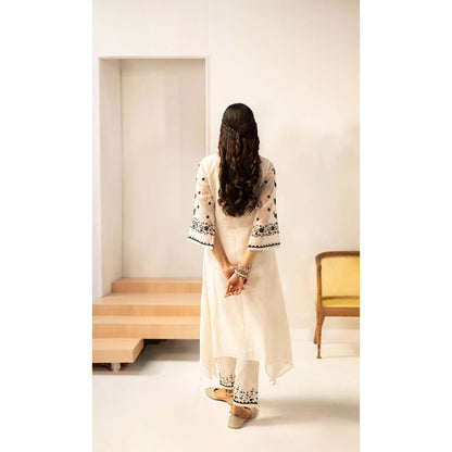 AM by Anita Mittal White Alaya A-Line Kurta with Pant