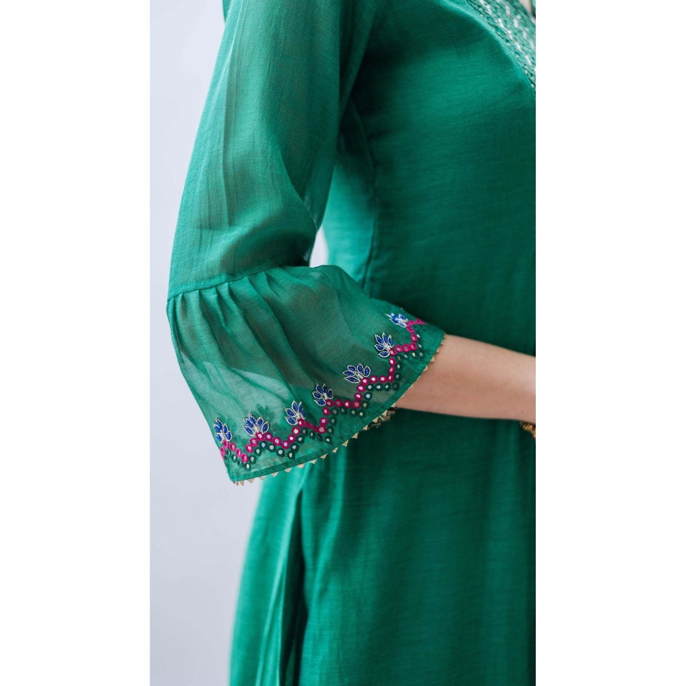 AM by Anita Mittal Green Firefly Kurta with Pant and Dupatta