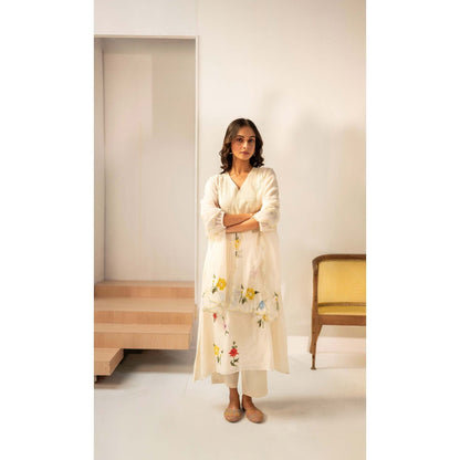 AM by Anita Mittal White Chanderi Zooni Kurta with Pant and Dupatta