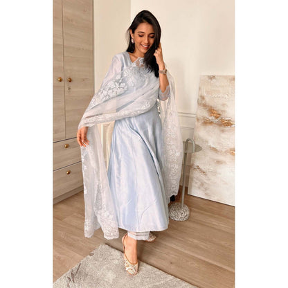 AM by Anita Mittal Blue Applique Kurta with Pant and Dupatta