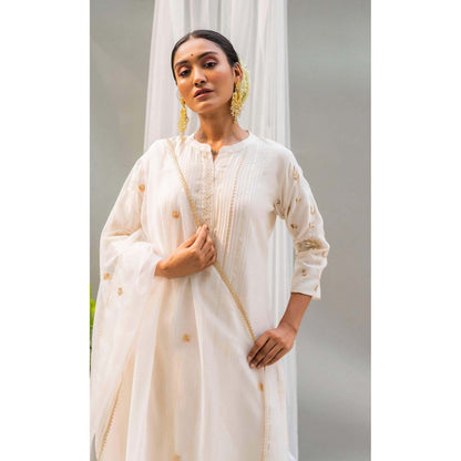 AM by Anita Mittal White Firefly Kurta with Pant and Dupatta