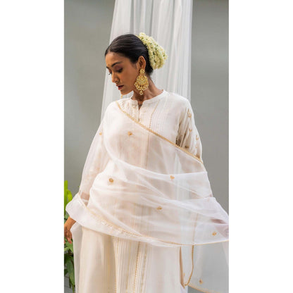 AM by Anita Mittal White Firefly Kurta with Pant and Dupatta