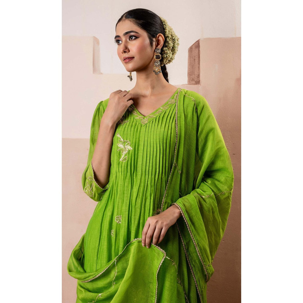 AM by Anita Mittal Green Gul A-Line Kurta with Pant and Dupatta