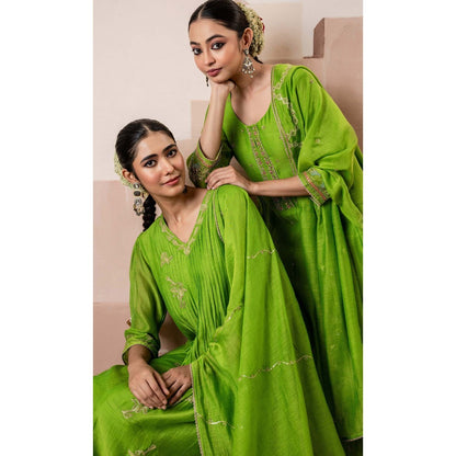 AM by Anita Mittal Green Gul A-Line Kurta with Pant and Dupatta