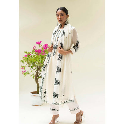 AM by Anita Mittal White Parchhai Kurta with Pant and Dupatta