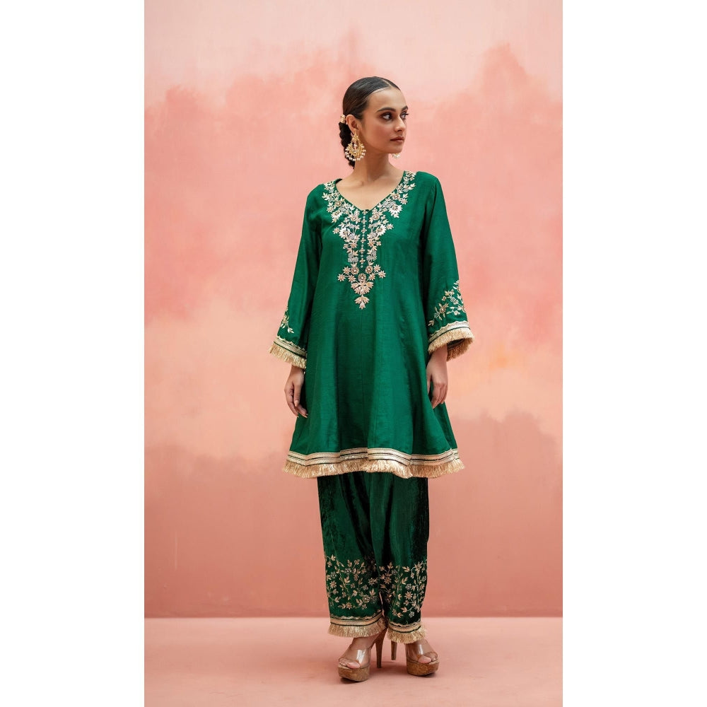 AM by Anita Mittal Anjum Green Kurta with Pant and Dupatta