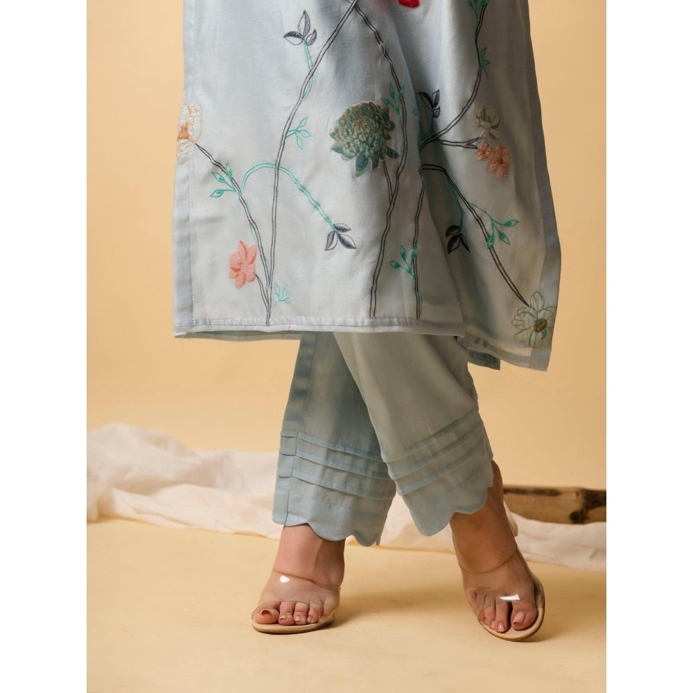 AM by Anita Mittal Blue Floral Applique Kurta with Pant and Dupatta