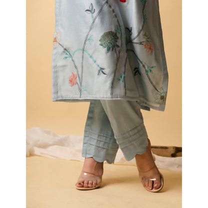 AM by Anita Mittal Blue Floral Applique Kurta with Pant and Dupatta