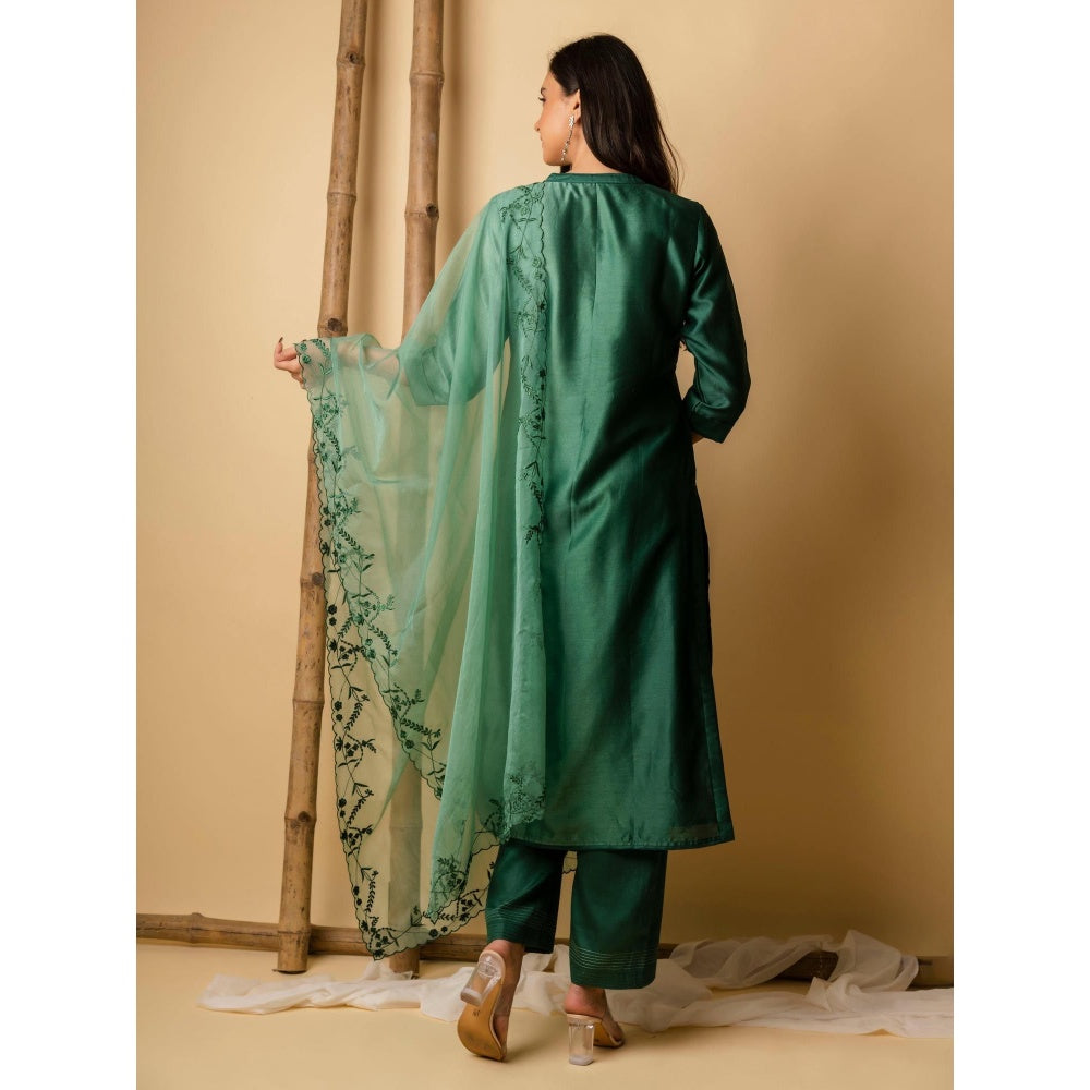 AM by Anita Mittal Green Leaf Applique Kurta with Pant and Dupatta