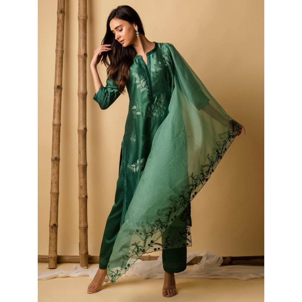 AM by Anita Mittal Green Leaf Applique Kurta with Pant and Dupatta