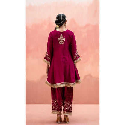 AM by Anita Mittal Anjum Red Kurta with Pant and Dupatta