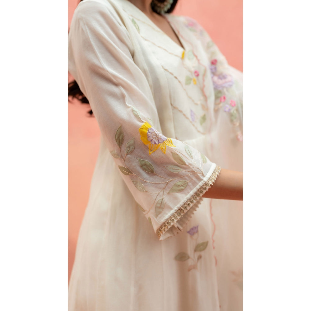 AM by Anita Mittal Pari White Anarkali with Pant and Dupatta