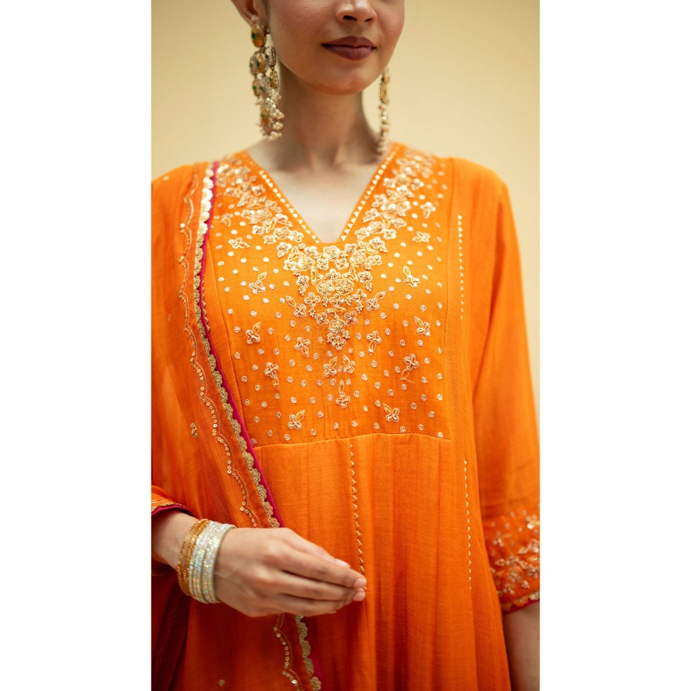 AM by Anita Mittal Taarini Orange Kurta with Pant and Dupatta