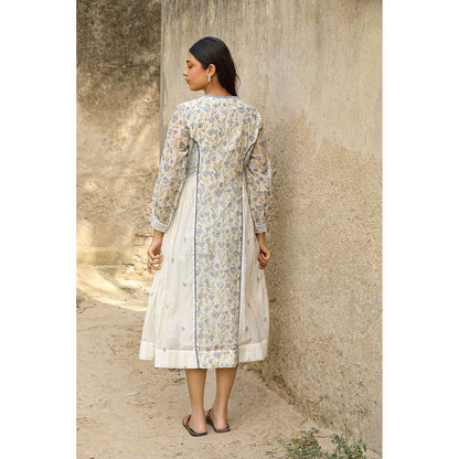 Amoree Off White Collared Loops Thread Embroidery Dress