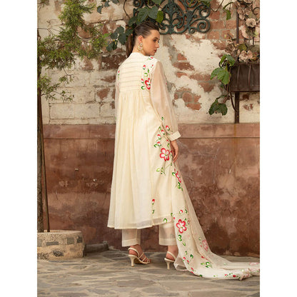 Amoree Ivory Bloom Embroidered Kurta with Pant and Dupatta (Set of 3)
