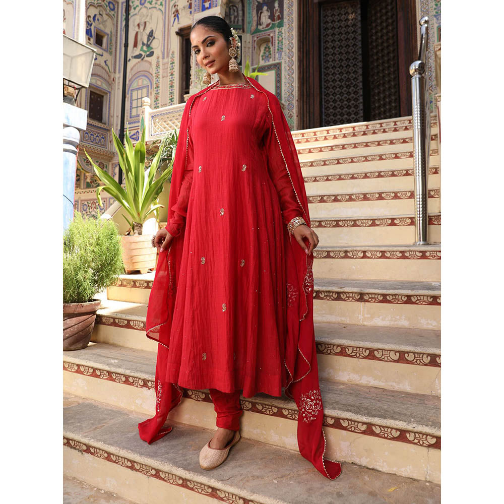 Amoree Gulbahar Embroidered Kurta with Pant and Dupatta (Set of 3)