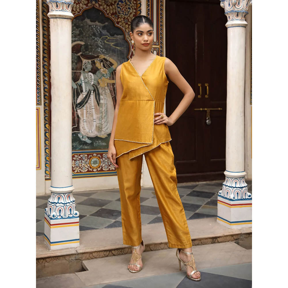 Amoree Mustard Sleeveless with Thread and Sequin Embroidery Co-Ord (Set of 2)