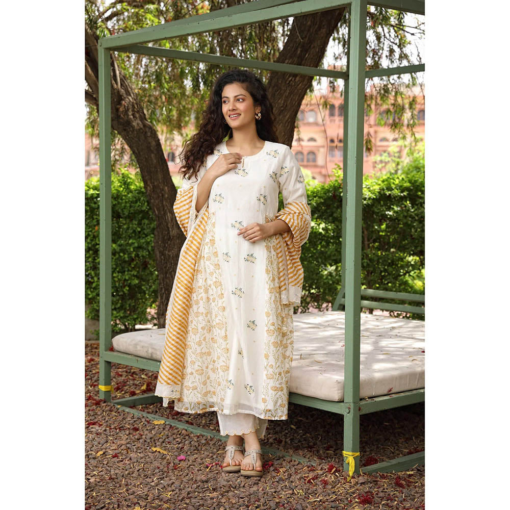 Amoree White Side Dori Floral Print Kurta with Pant & Dupatta