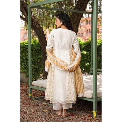 Amoree White Side Dori Floral Print Kurta with Pant & Dupatta