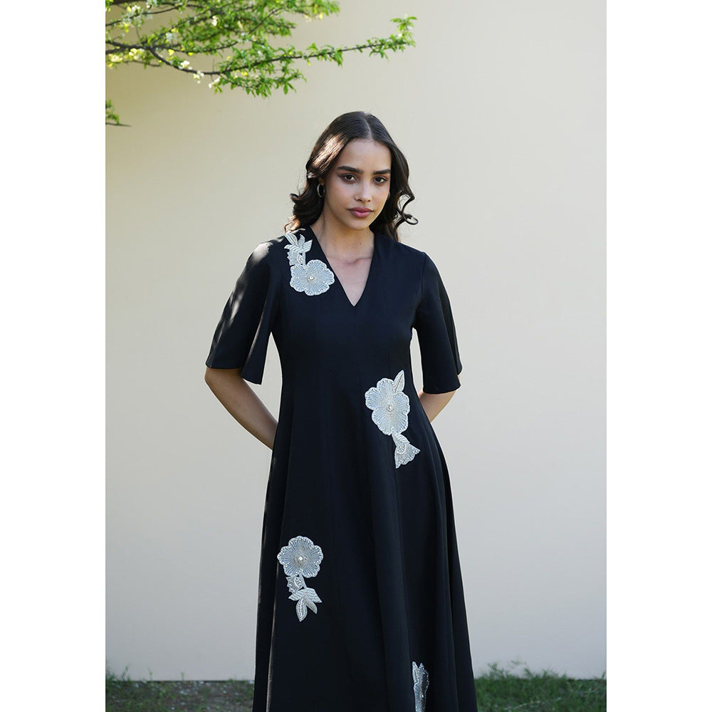 AMOSHI Paige Midi Dress -Black